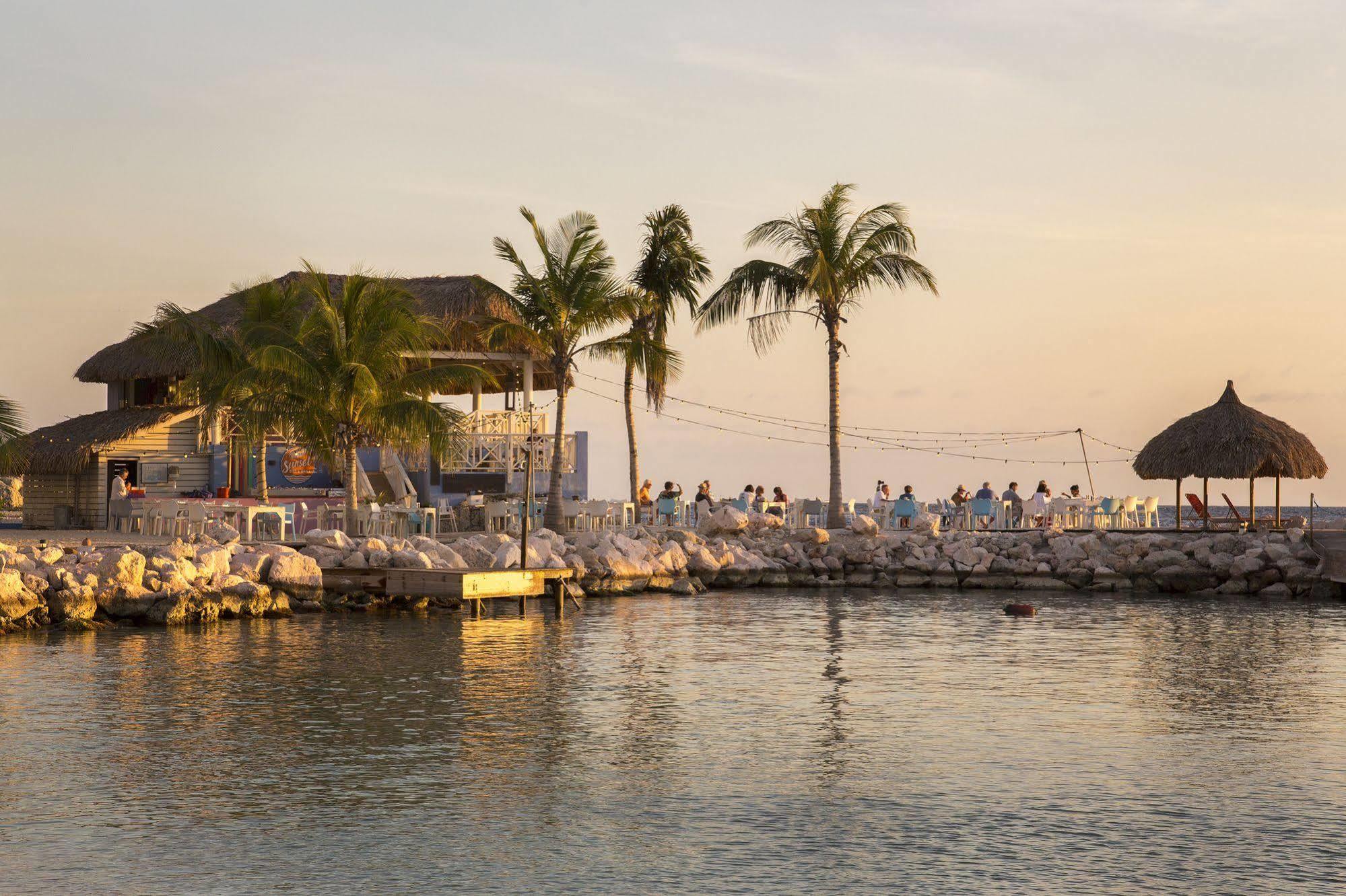 Blue Bay Lodges Curacao Exterior photo