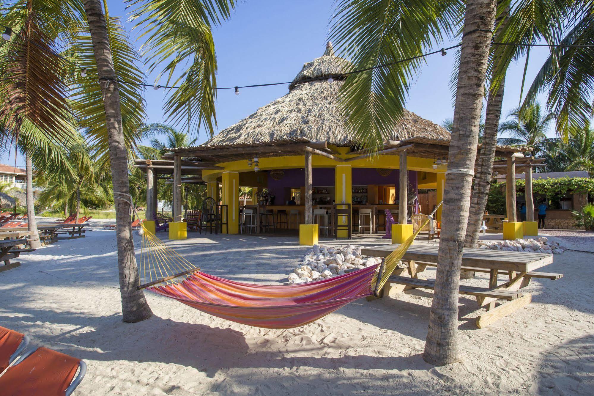 Blue Bay Lodges Curacao Exterior photo